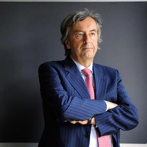 Cinque consigli di Roberto Burioni per difendersi dal nuovo coronavirus