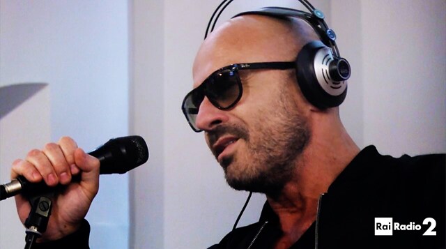 Almamegretta - Pray (Live @ Musical Box Radio 2)